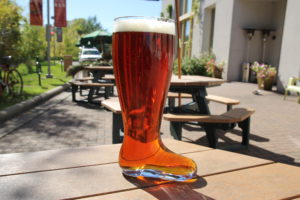 Summit Oktoberfest in Boot on Ratskeller Patio